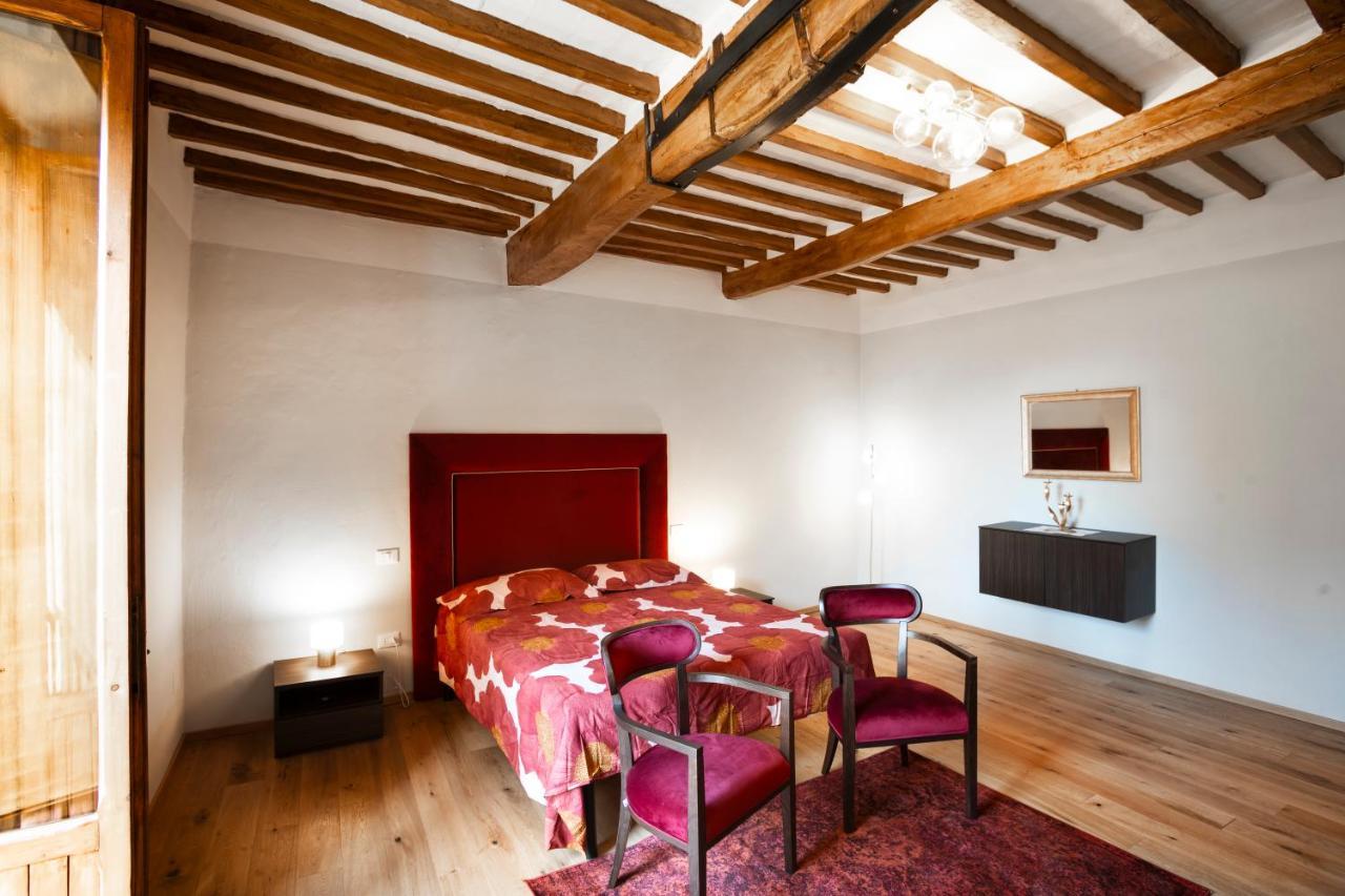 Palazzo Galganetti Betti Villa Colle Val D'Elsa Luaran gambar